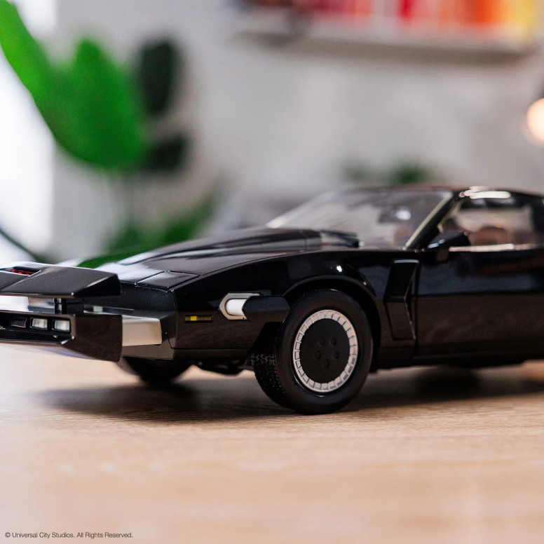 Takara Tomy - Knight Rider K2000 - Modello in metallo pressofuso K.I.T.T o in scala 1/10
