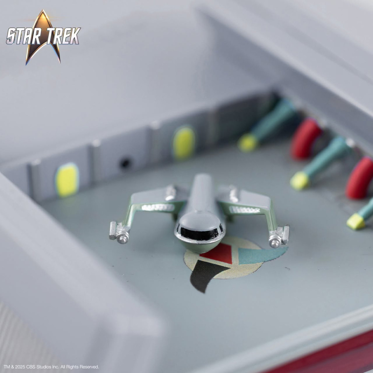 Takara Tomy - Star Trek - Replica dell'incrociatore da battaglia Klingon D7 in scala 1/350