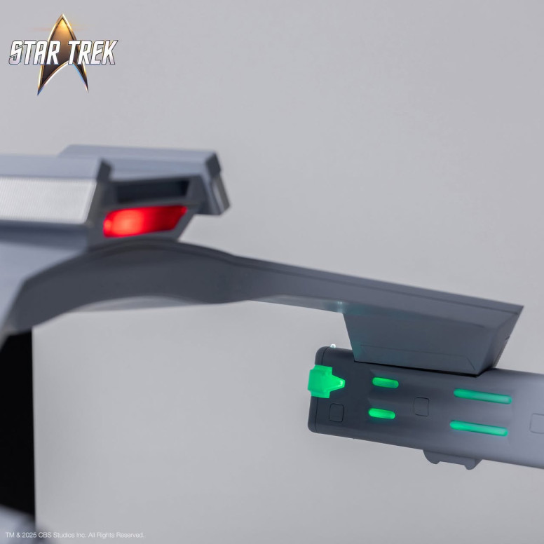 Takara Tomy - Star Trek - Replica dell'incrociatore da battaglia Klingon D7 in scala 1/350