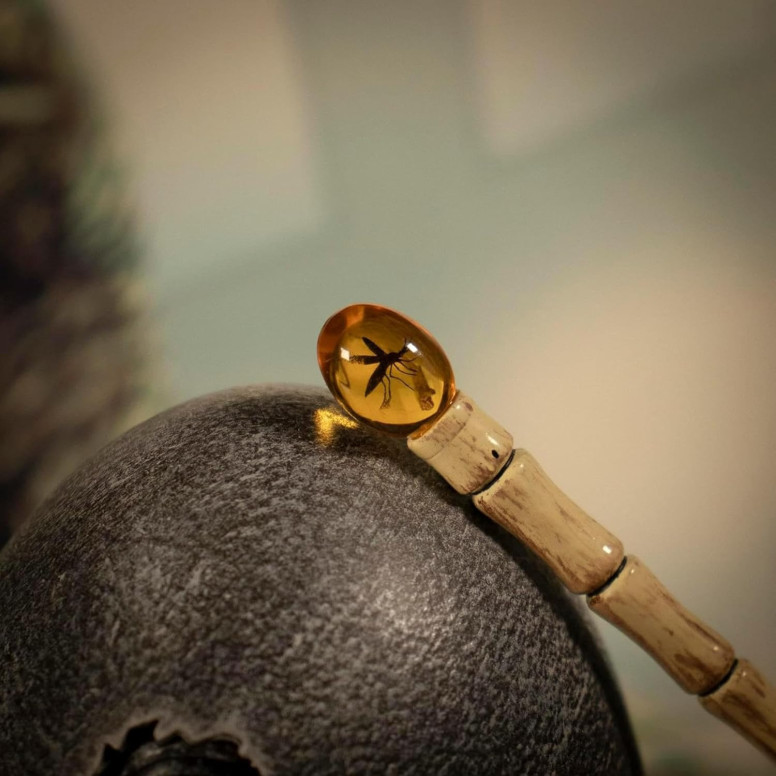 FaNaTtiK - Set replica "Egg & John Hammond Cane" per il 30° anniversario di " Jurassic Park "