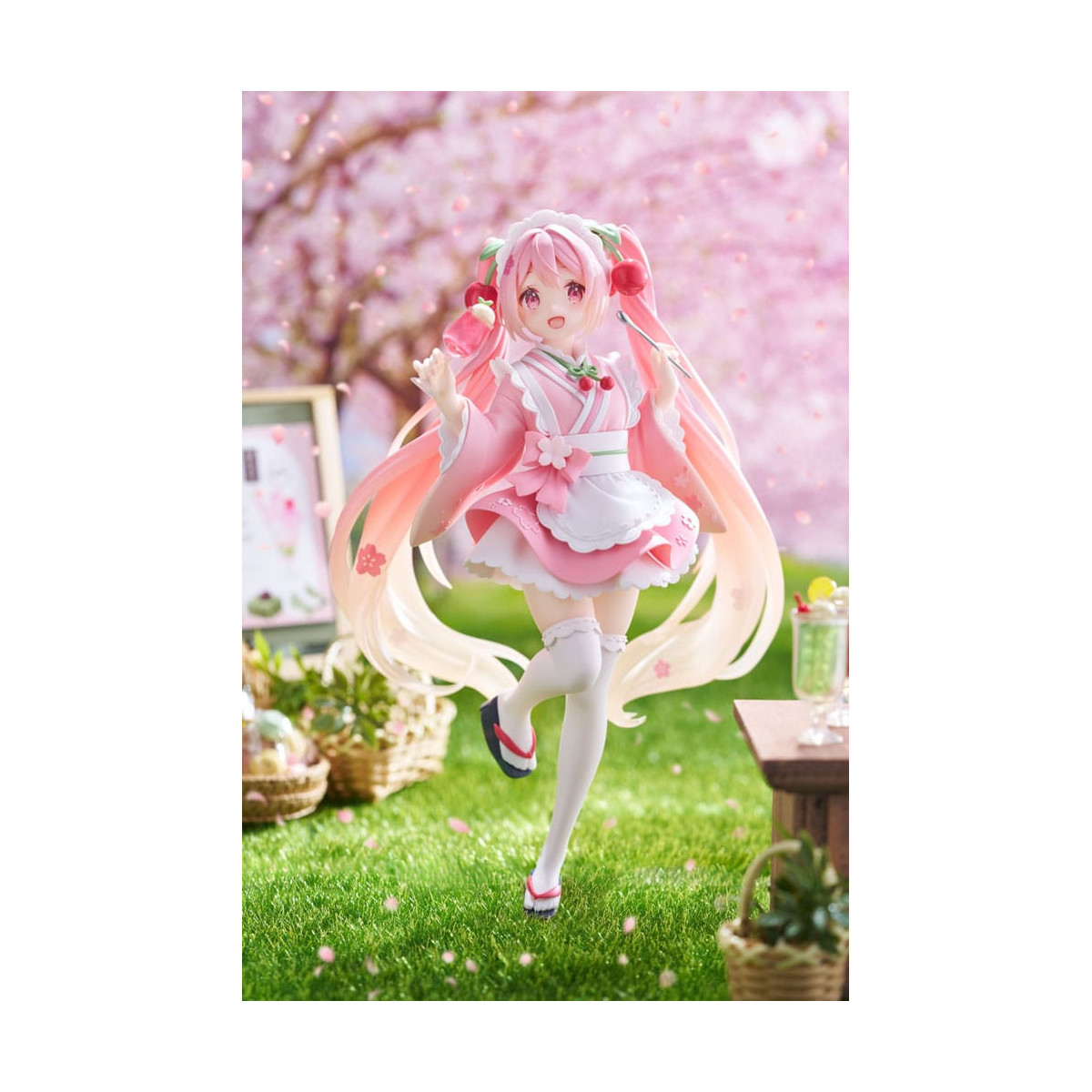 Taito AMP Fig - Hatsune Miku - Sakura Miku "Newley Written" versione Japanese Cafe (riedizione)