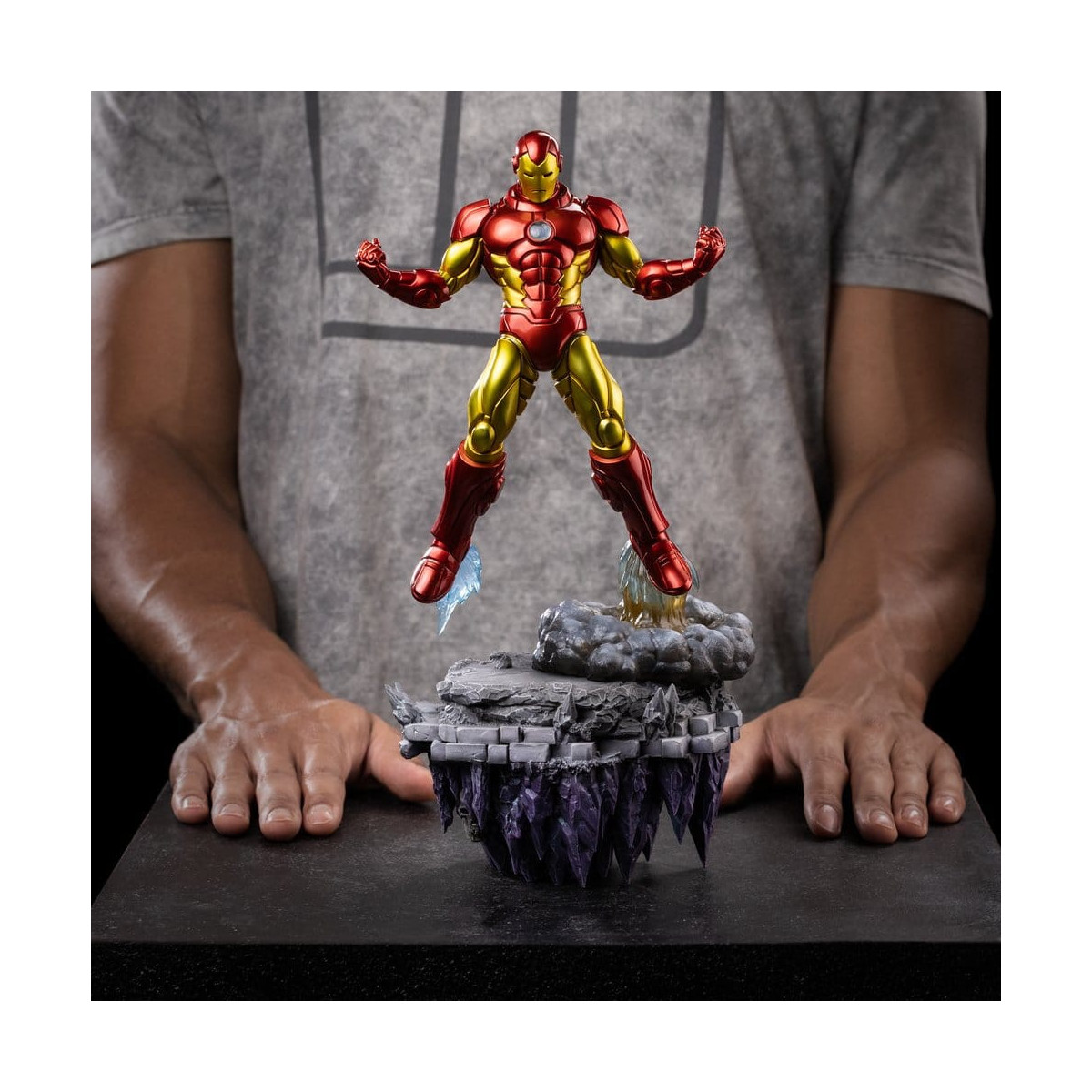 Iron Studios Marvel - Iron Man Deluxe Art Scala 1/10 - Diorama del Guanto dell'Infinito
