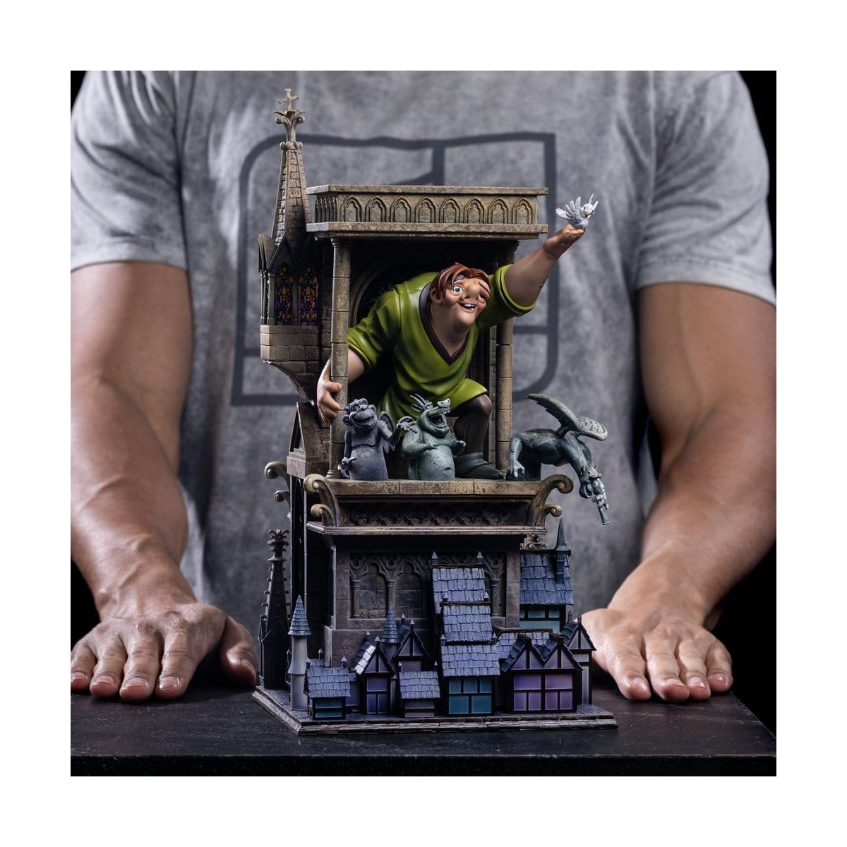 Iron Studios Disney Classics - Quasimodo Art Scala 1/10 - Il gobbo di Notre-Dame