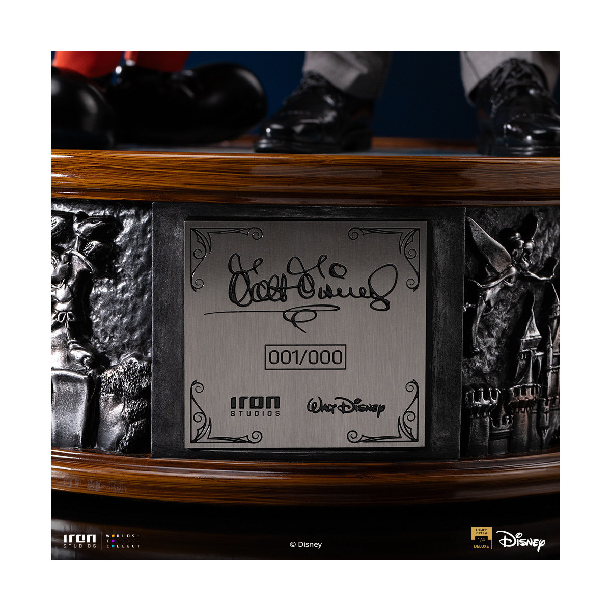 Iron Studios Disney Classics - Walt Disney & Topolino Mouse Legacy Replica 1/4