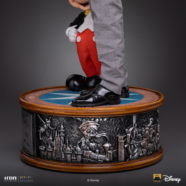 Iron Studios Disney Classics - Walt Disney & Topolino Mouse Legacy Replica 1/4