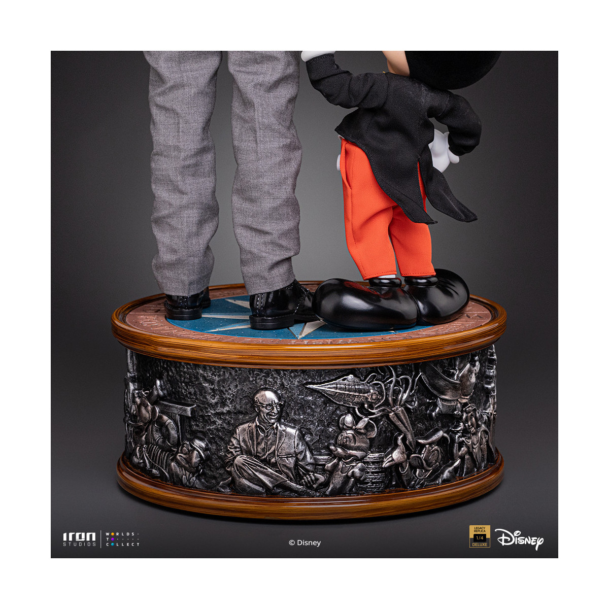 Iron Studios Disney Classics - Walt Disney & Topolino Mouse Legacy Replica 1/4