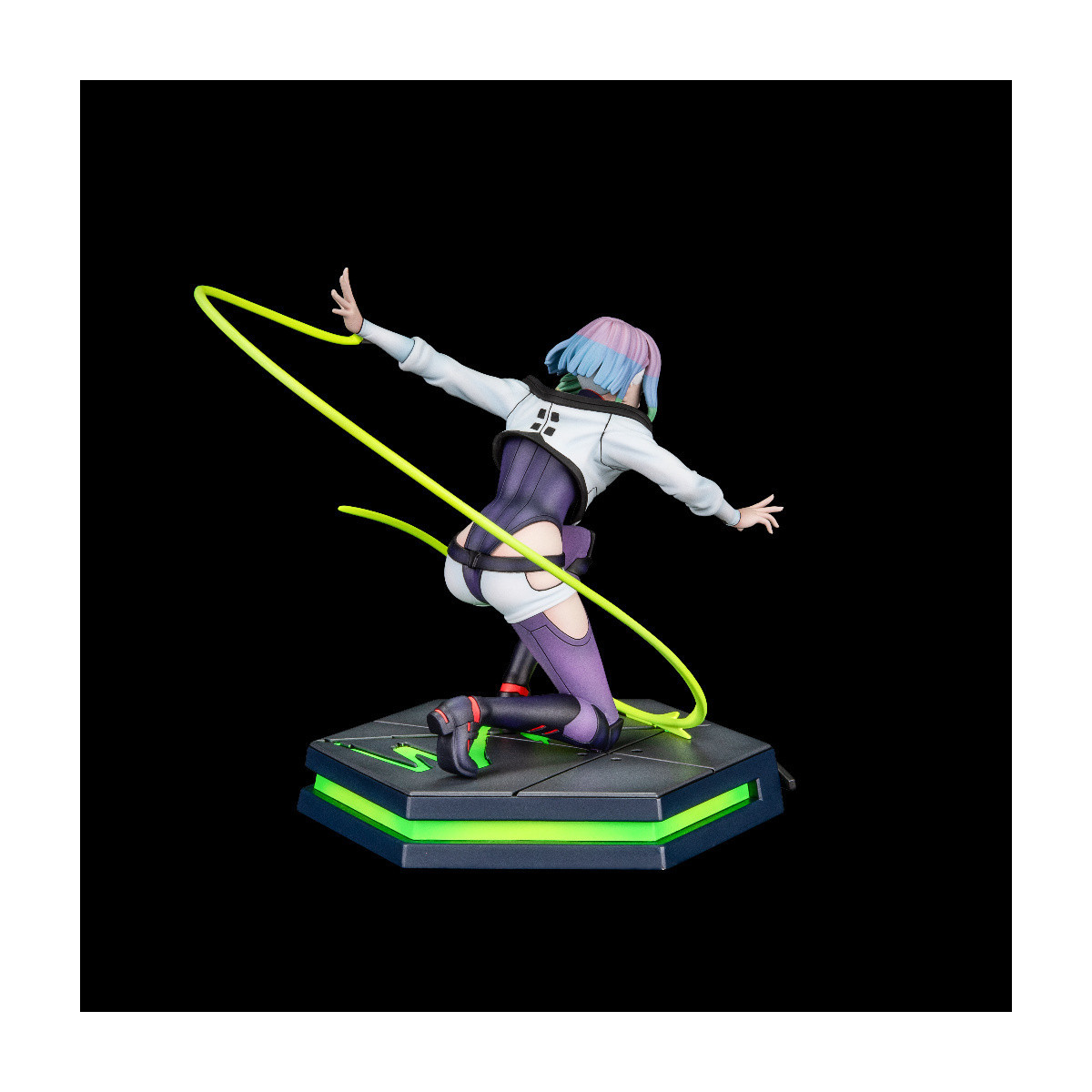 Dark Horse - Statua LUCY in PVC - Cyberpunk Edgerunners