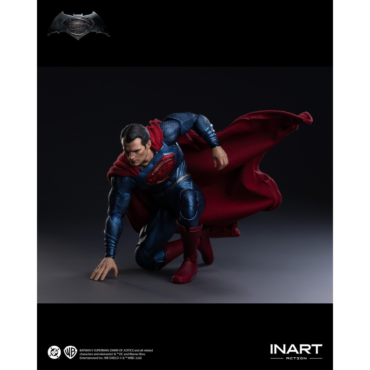 INART - Batman v Superman: Dawn of Justice - Action figure di Superman in scala 1/12