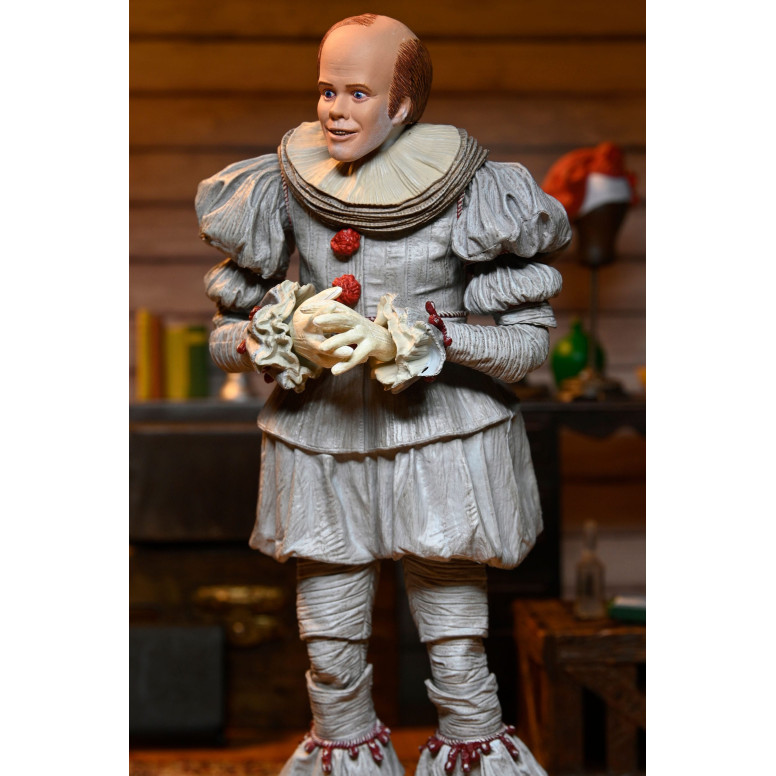 Neca IT - CA - Welcome To Derry: statuetta "Ultimate" di Bob Gray nei panni di Pennywise