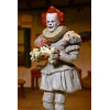 Neca IT - CA - Welcome To Derry: statuetta "Ultimate" di Bob Gray nei panni di Pennywise