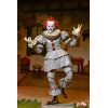 Neca IT - CA - Welcome To Derry: statuetta "Ultimate" di Bob Gray nei panni di Pennywise