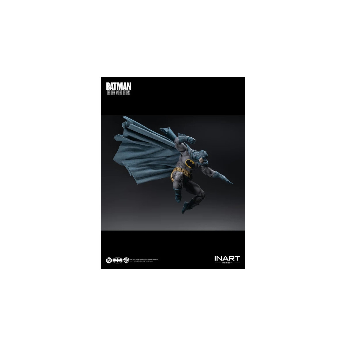 INART - Batman: Il ritorno del Cavaliere Oscuro - Batman (tuta blu) - Figura in scala 1/12