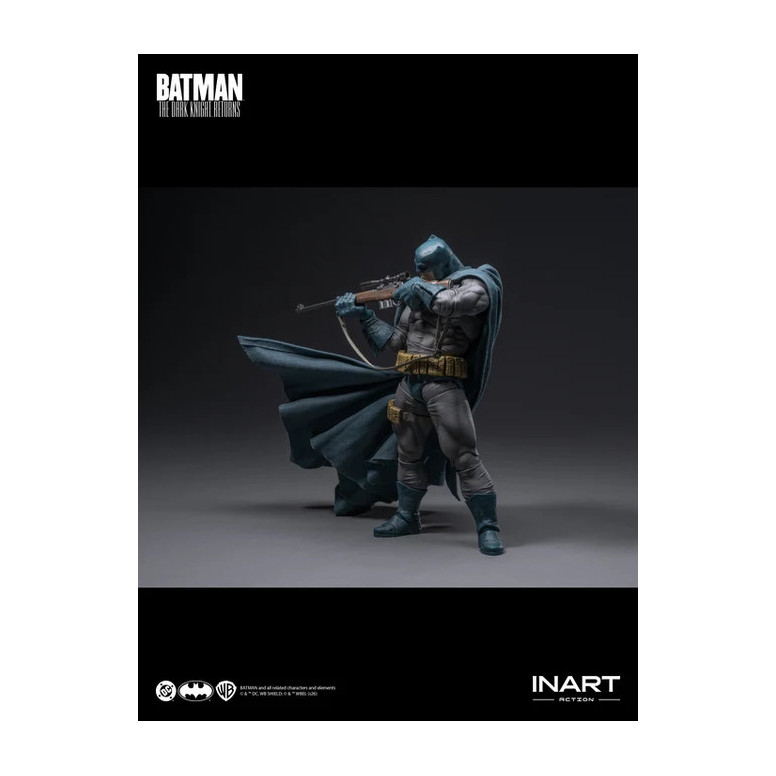 INART - Batman: Il ritorno del Cavaliere Oscuro - Batman (tuta blu) - Figura in scala 1/12