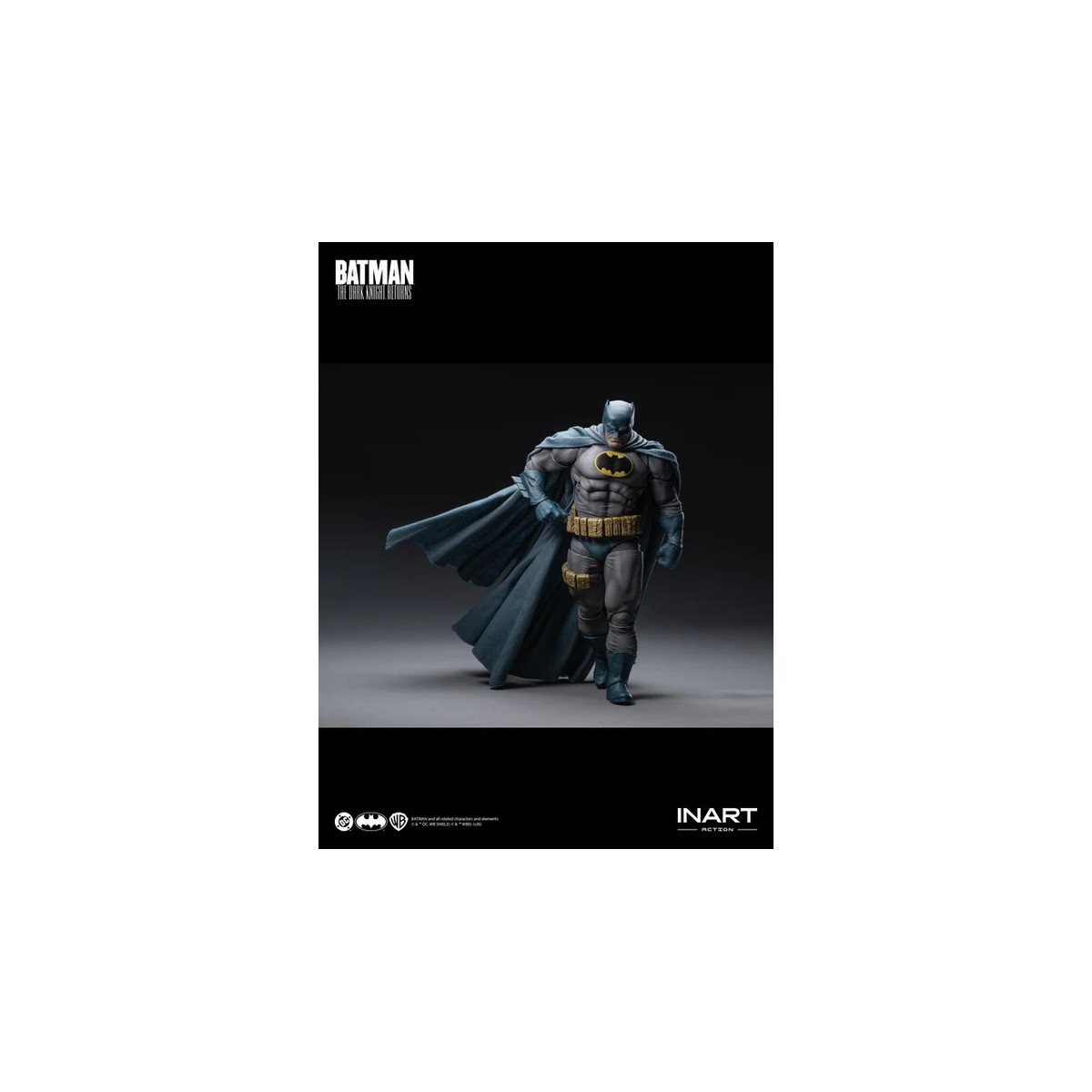 INART - Batman: Il ritorno del Cavaliere Oscuro - Batman (tuta blu) - Figura in scala 1/12