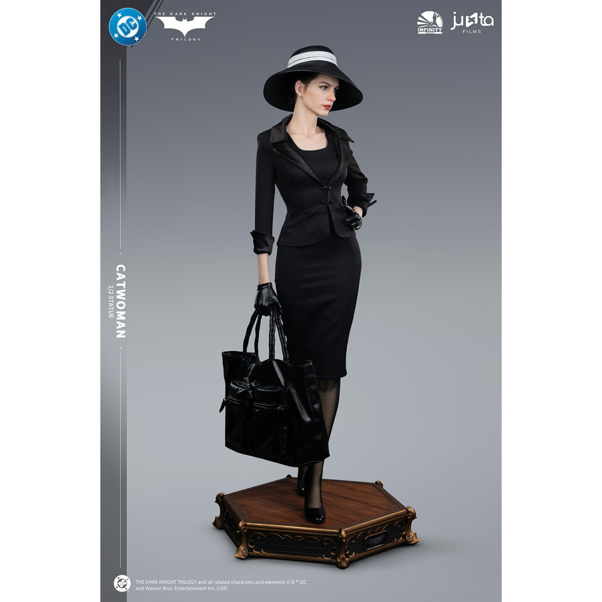 Infinity Studio - Statua di Catwoman in scala 1:2 - Il cavaliere oscuro - Il ritorno