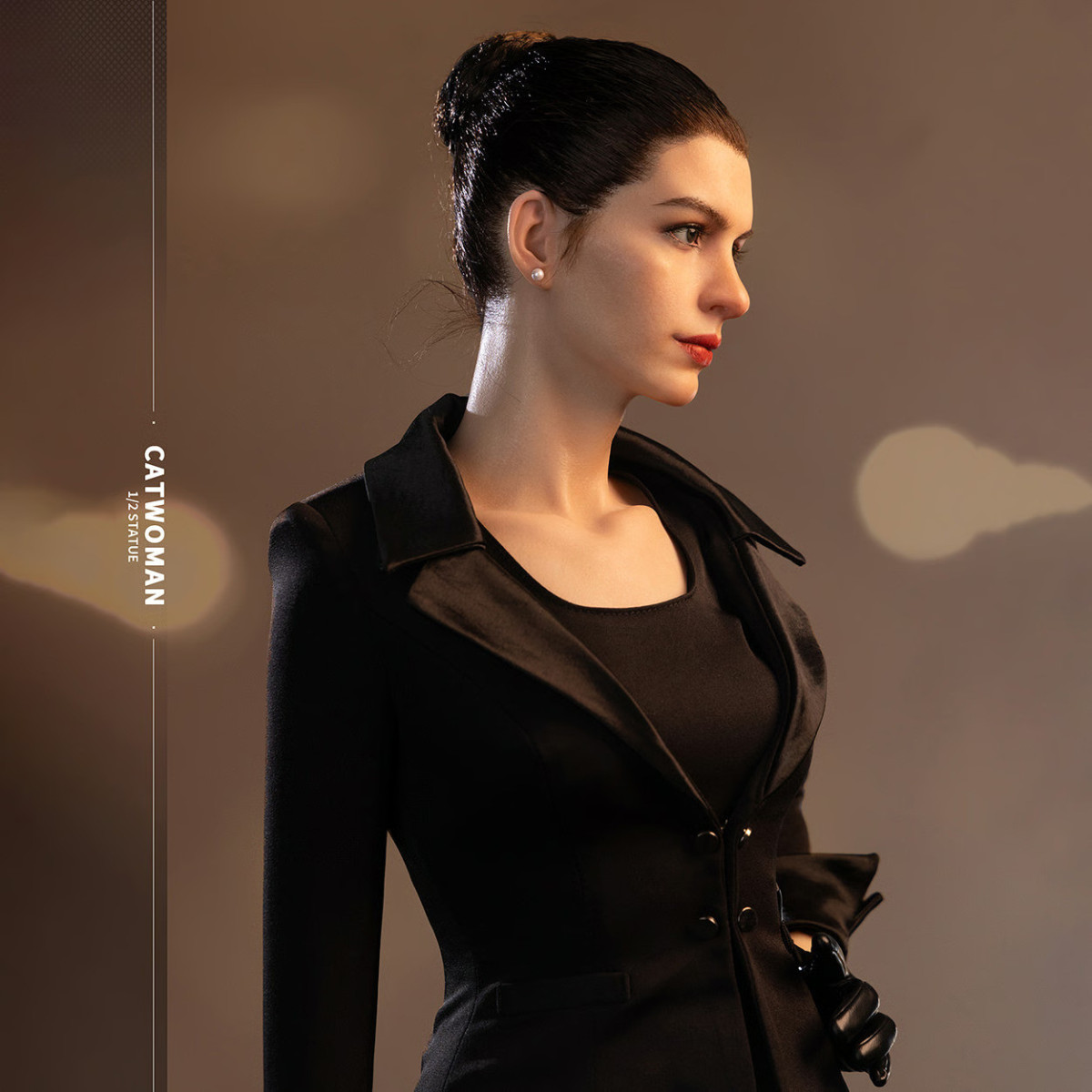 Infinity Studio - Statua di Catwoman in scala 1:2 - Il cavaliere oscuro - Il ritorno