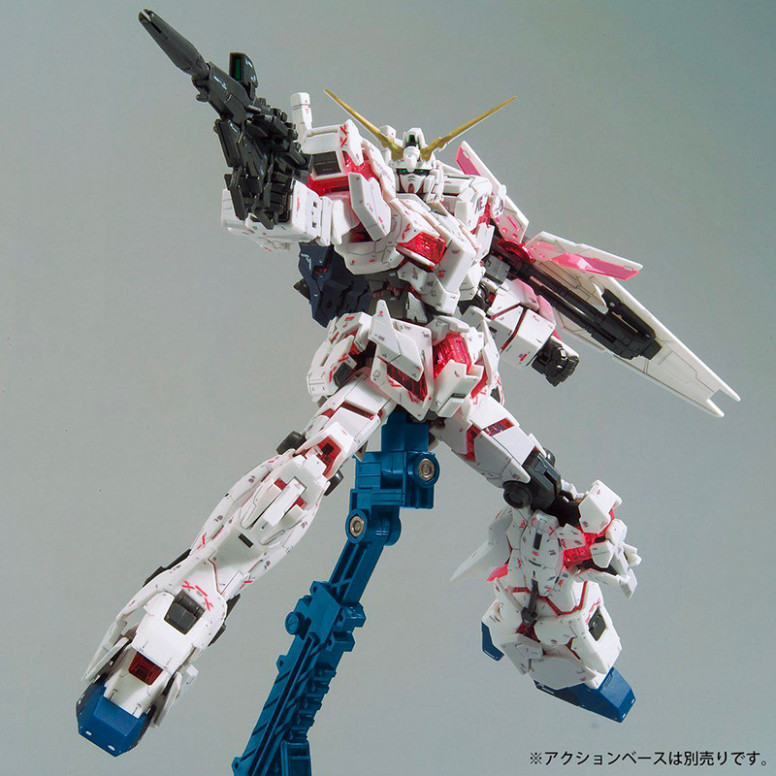 Bandai - Gunpla - 1/100 MG - RX-0 Unicorn Gundam - Mobile Suit Gundam Unicorn Figurina