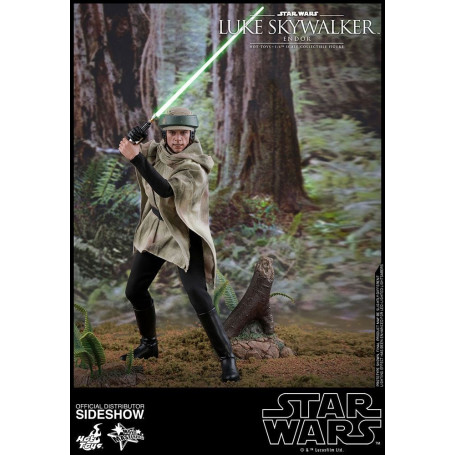 Hot Toys Star Wars The Force Awakens Luke Skywalker 1/6