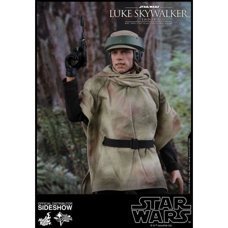 Hot Toys Star Wars The Force Awakens Luke Skywalker 1/6