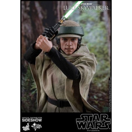 Hot Toys Star Wars The Force Awakens Luke Skywalker 1/6