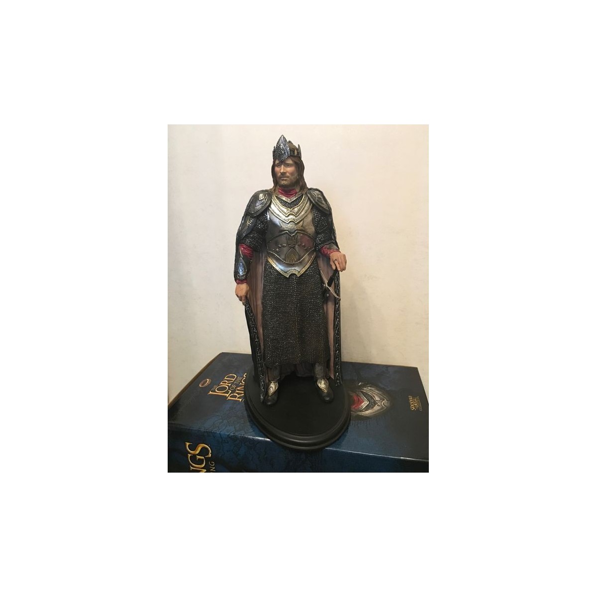 Sideshow Le Seigneur des Anneaux statue Aragorn as Strider 37 cm