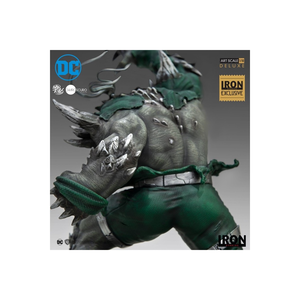 sideshow Marvel Hulk vs Wolverine Maquette 