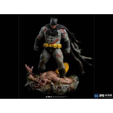 Studios di ferro - Batman: diorama del cavaliere oscuro 1/6