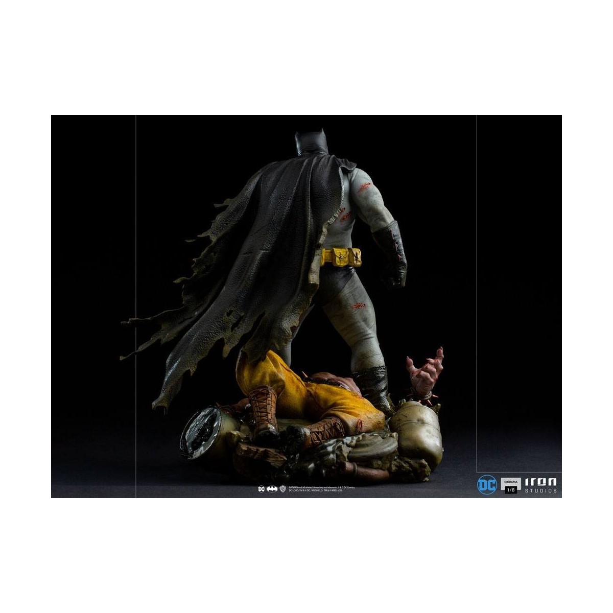 Studios di ferro - Batman: diorama del cavaliere oscuro 1/6