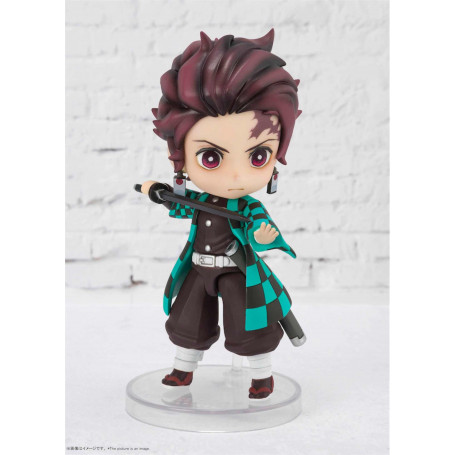 Figurina Bandai Figuarts MINI - TANJIRO KAMADO - Cacciatore di Demoni KIMETSU NO YAIBA