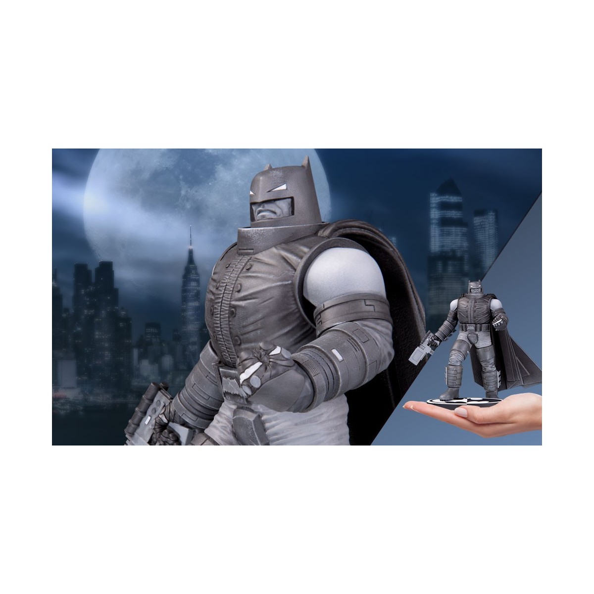 DC Direct Armored Batman in bianco e nero di Frank Miller