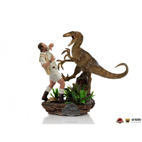 Iron Studios - Clever Girl - Jurassic Park 1/10 Deluxe Art Scale