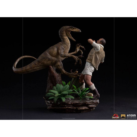 Iron Studios - Clever Girl - Jurassic Park 1/10 Deluxe Art Scale
