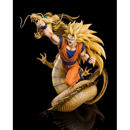 Bandai Dragon Ball Z Figuarts Zero - GOGETA SSJ FUSION REBORN