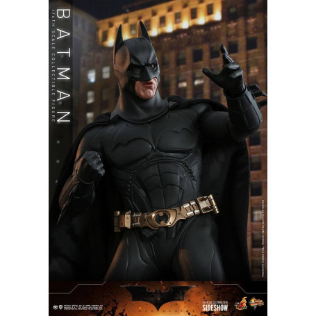 Hot Toys Batman Begins - Batman Exclusive Movie Masterpiece 1/6