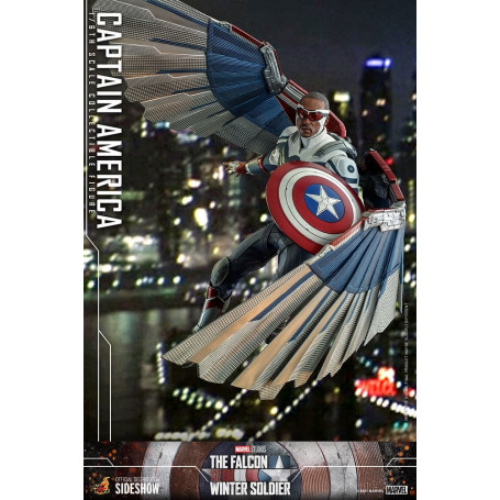 Hot Toys Marvel - Capitan America 1/6 - Il Falcone e il Soldato d'Inverno