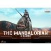 Hot Toys Star Wars - Il Mandaloriano e Blurrg