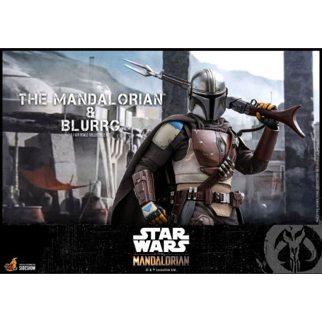 Hot Toys Star Wars - Il Mandaloriano e Blurrg
