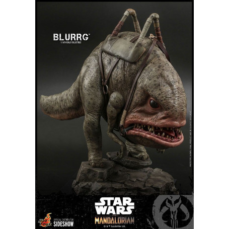 Hot Toys Star Wars - Il Mandaloriano e Blurrg