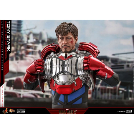 Hot Toys Iron Man 2 - Mark V Suit Up Deluxe Version 1/6