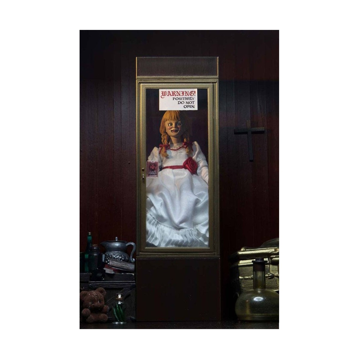 Neca - The Conjuring Universe - Annabelle in tessuto retrò