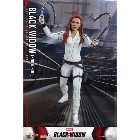 Hot Toys Vedova Nera Tuta da Neve Versione Capolavoro 1/6