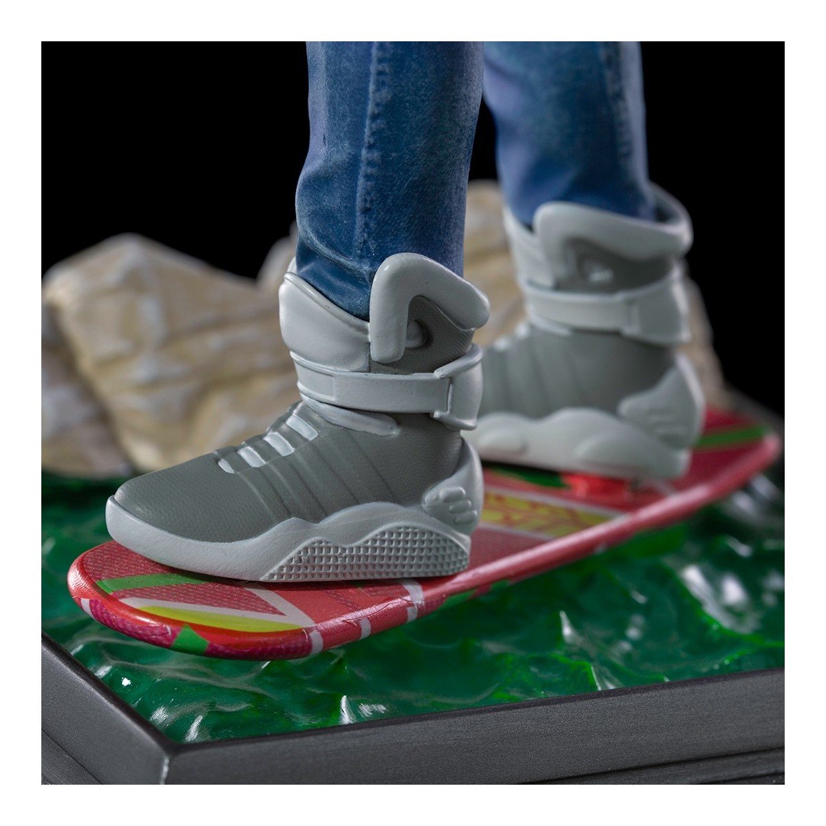 Neca - Ultimate Marty Mac Fly 1/12 - Ritorno al futuro
