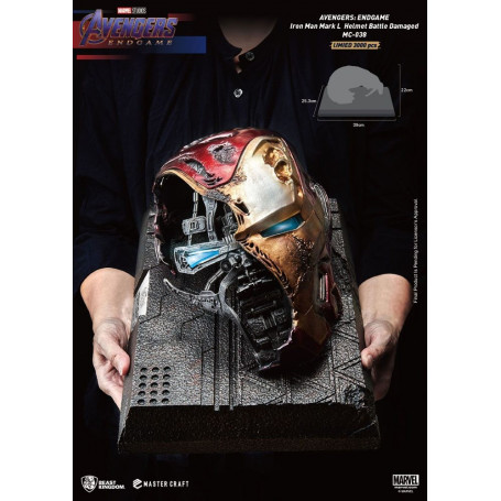 Beast Kingdom - Avengers Endgame Master Craft Iron Man Mark50 Helmet Battle Damaged