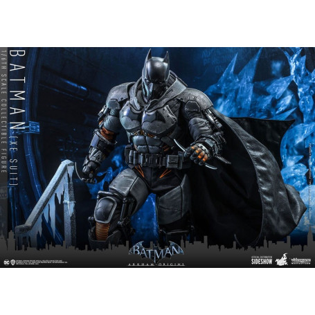 Hot Toys Batman: Arkham Origins - Batman (XE Suit) Movie Masterpiece 1/6