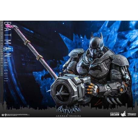Hot Toys Batman: Arkham Origins - Batman (XE Suit) Movie Masterpiece 1/6
