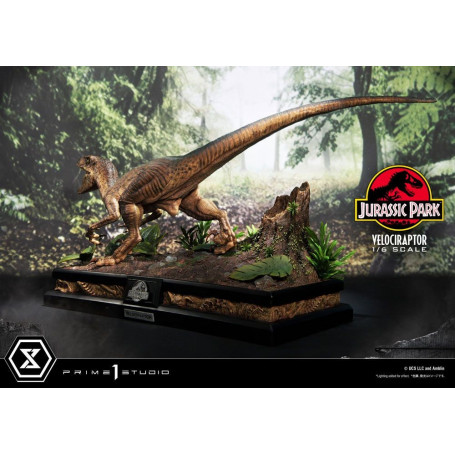 Prime 1 Studio - Velociraptor Attack - Jurassic Park 1/6 - Collezione Legacy Museum