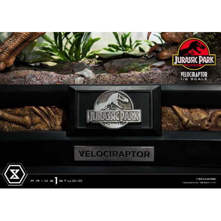 Prime 1 Studio - Velociraptor Attack - Jurassic Park 1/6 - Collezione Legacy Museum