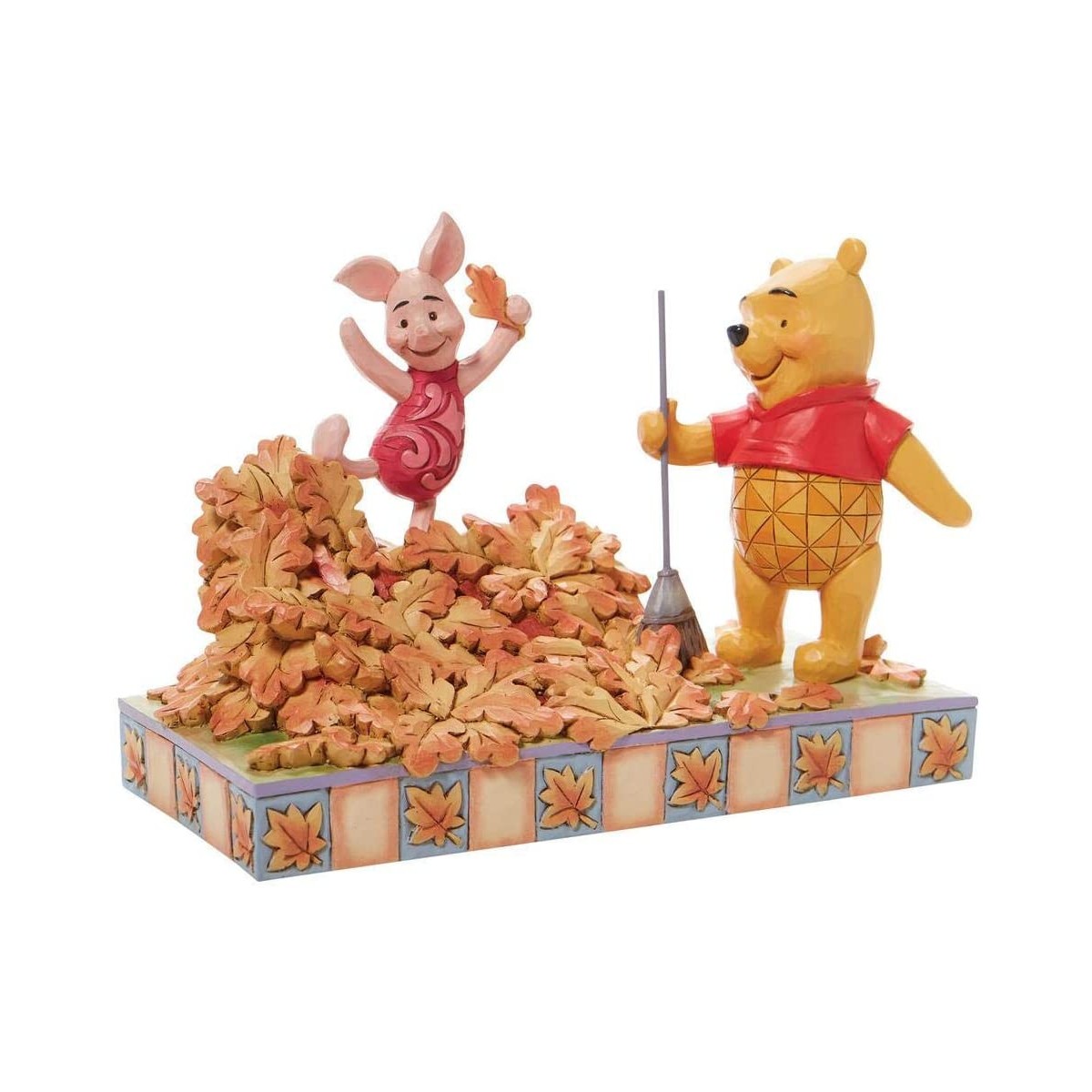 Enesco - Winnie the Pooh - Jumping into Fall - Disney Tradition di Jim Shore