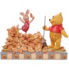 Enesco - Winnie the Pooh - Jumping into Fall - Disney Tradition di Jim Shore