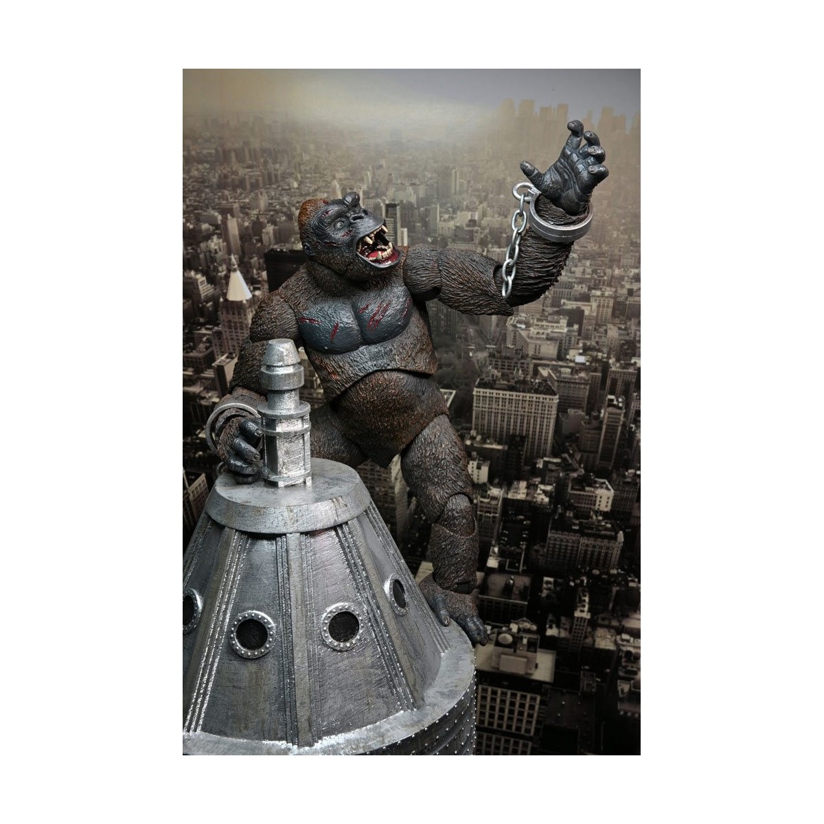 Neca - Ultimate KING KONG Concrete Jungle 1/12 Figure